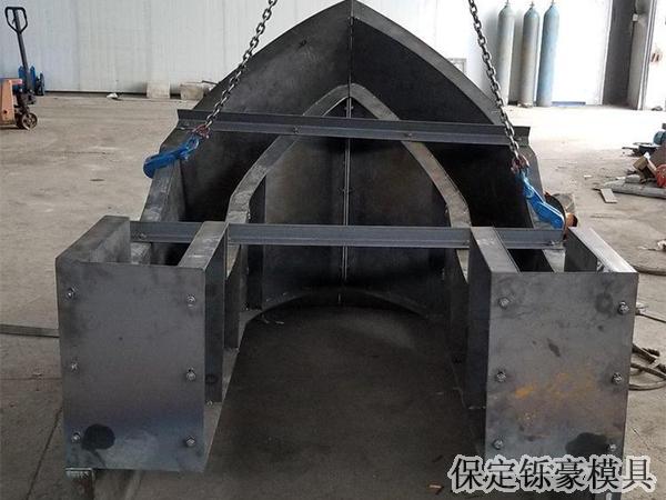 收费岛模具厂