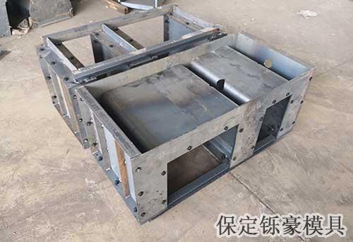 高铁电缆槽模具